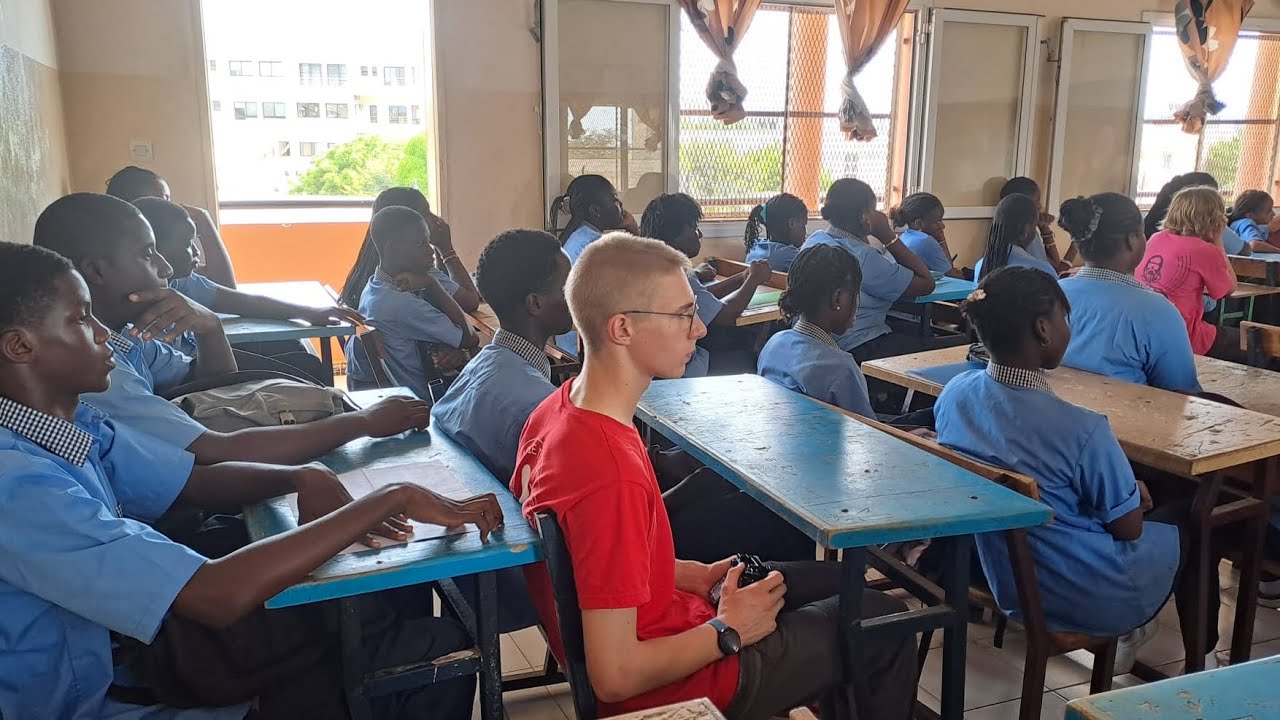 La Belgique visite le collège Sainte Bernadette