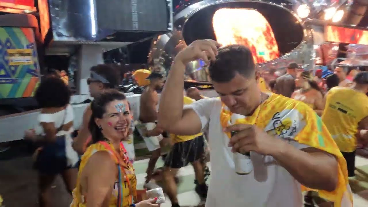 Carlinhos Brown - Blem Blem Blem - Camarote Andante - Circuito Dodô - Carnaval 2025 - Sábado