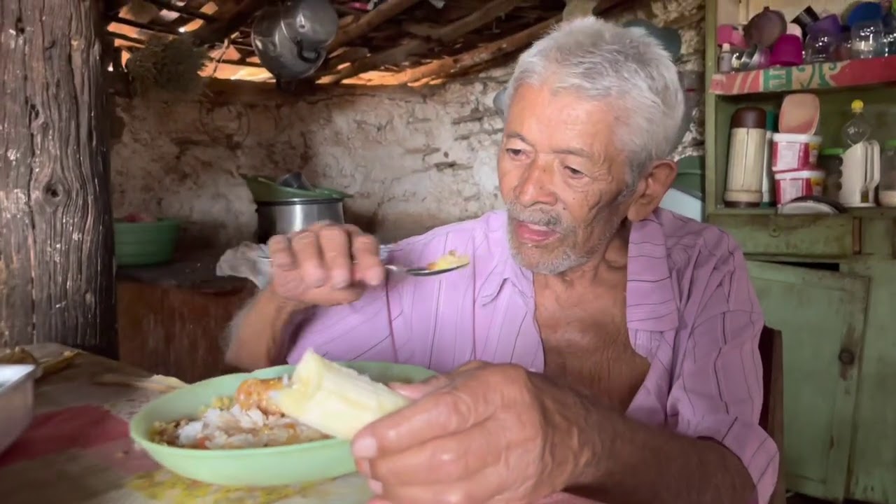 ALMO&Ccedil;O ESPECIAL NA CASA DE LOPIM | CHARLLES FICA TODO FELIZ | COM&Eacute;DIA SELVAGEM&reg;