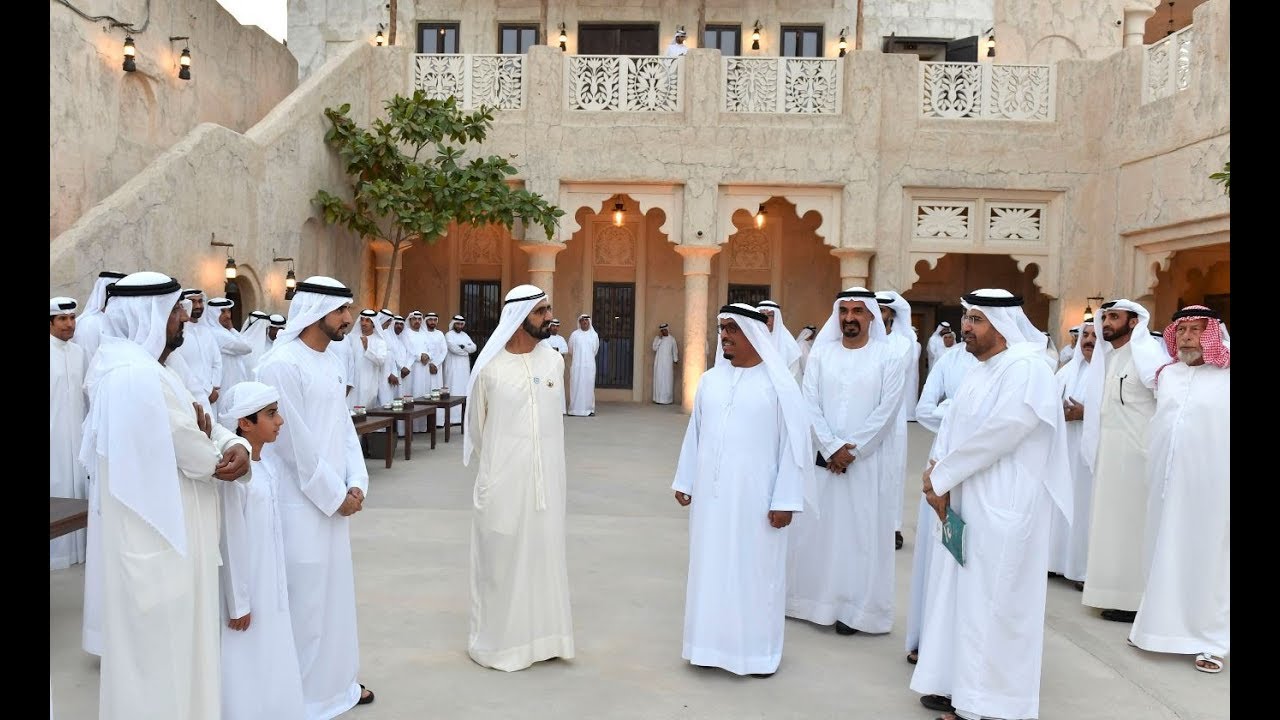 حاكم دبي يستقبل عدداً من رؤساء ومديري الدوائر والمؤسسات الحكومية وكبار المسؤولين