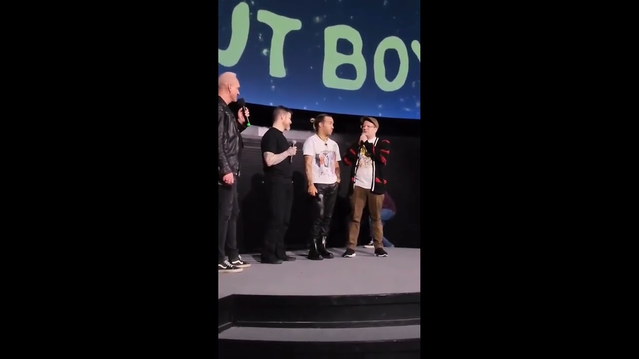Fall Out Boy surprise visit to Berlin