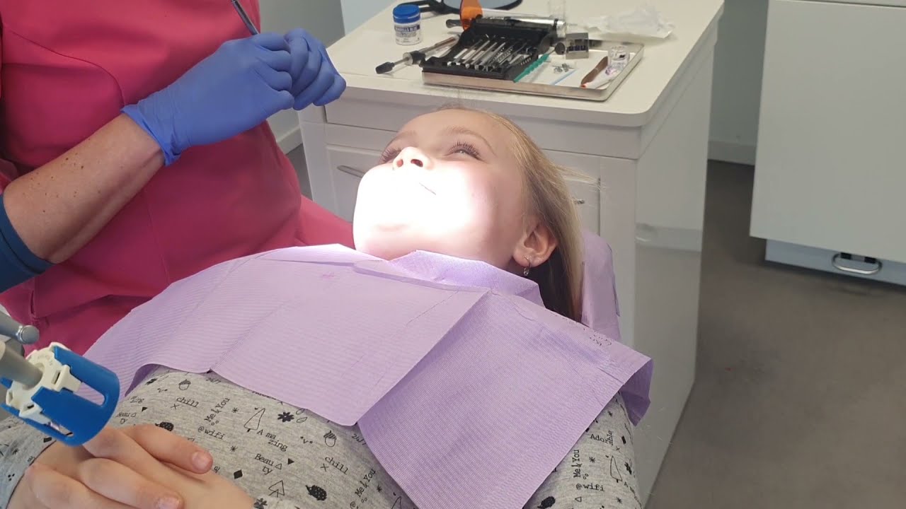 Naar De Tand Arts| ♥LOL met LOUISE♥ #tandarts #tandartsboor #boren