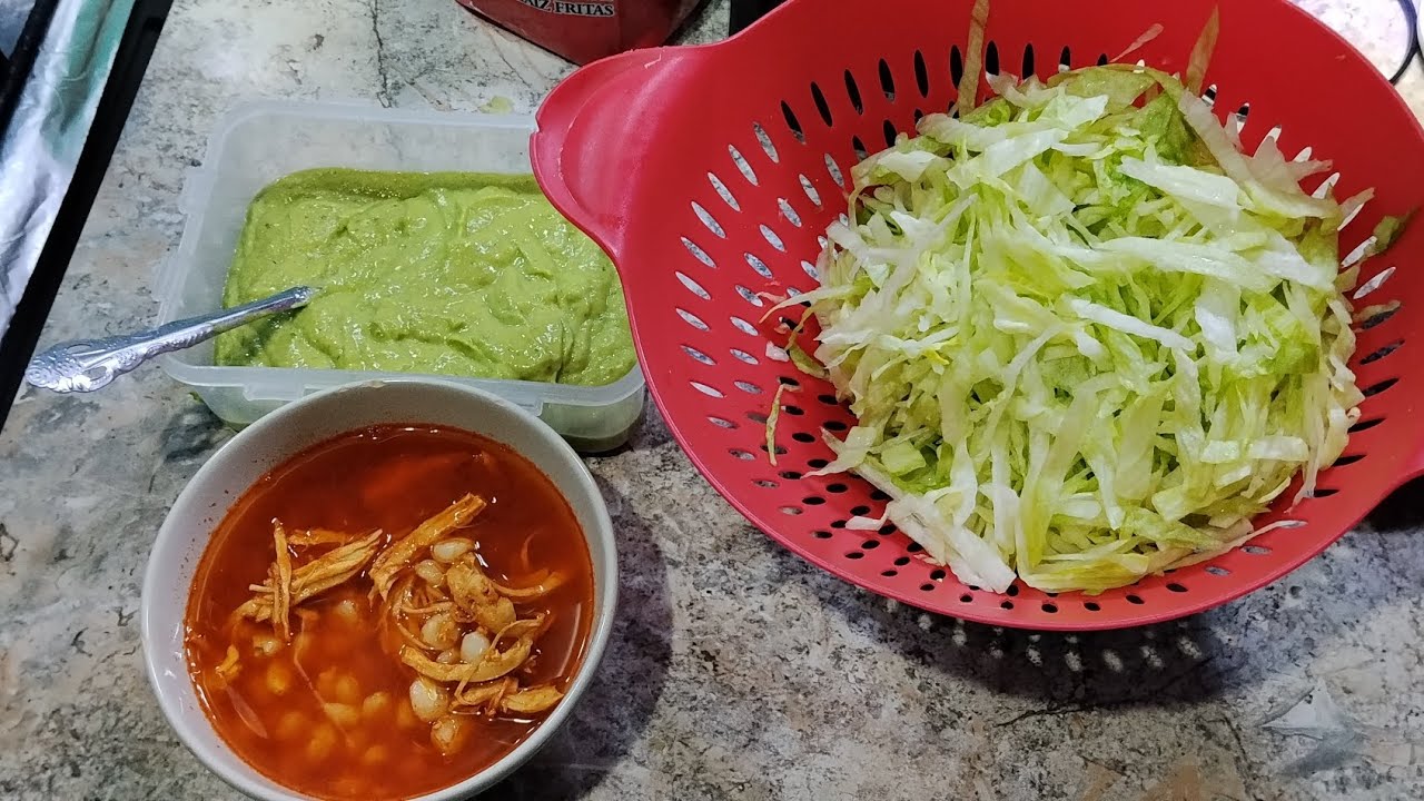 Limpieza  + pozole rojo 😋😋 #rico