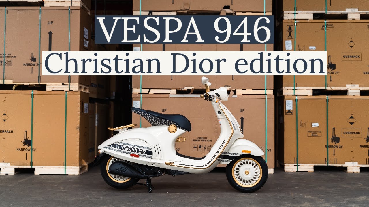 UNBOXING - Vespa 946 | Christian Dior edition