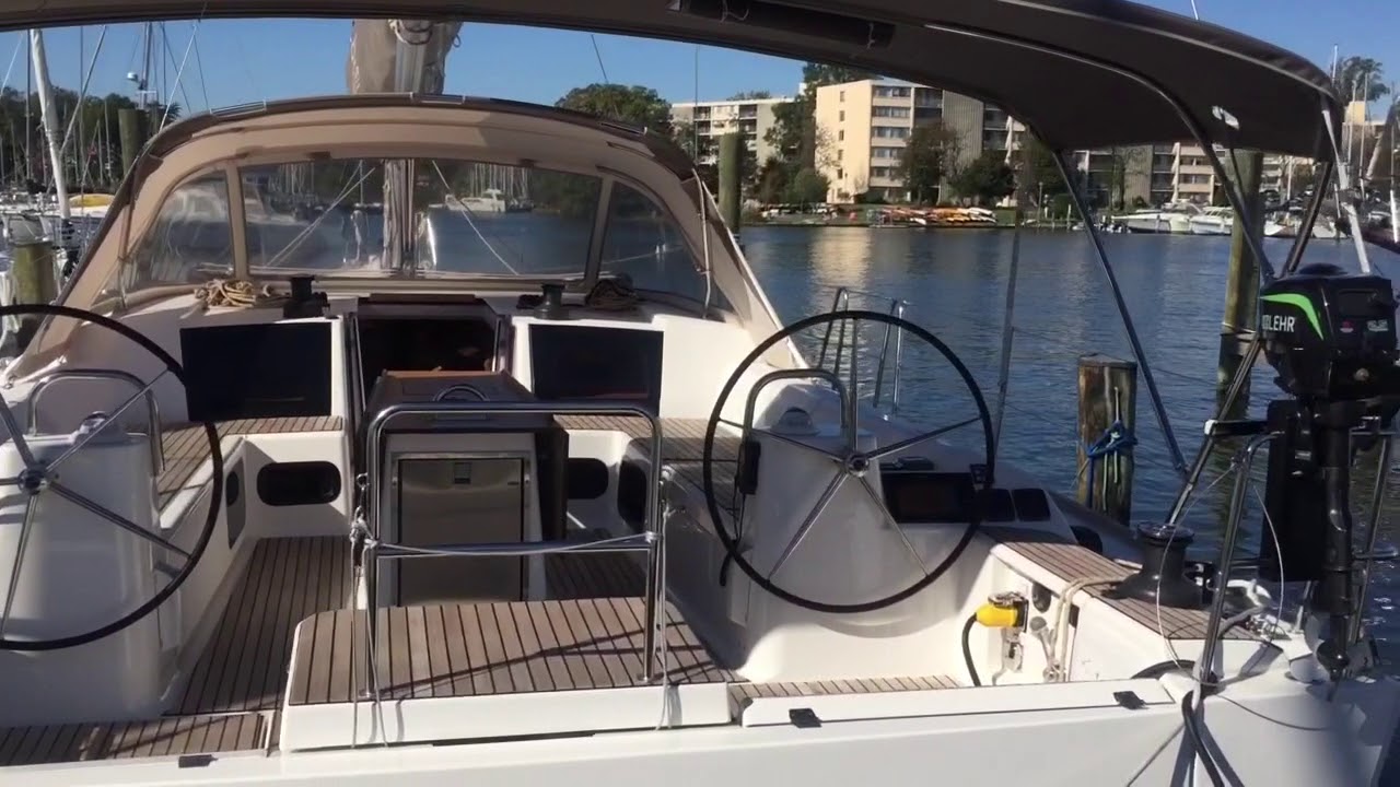 2017 Dufour 512 GL Viva