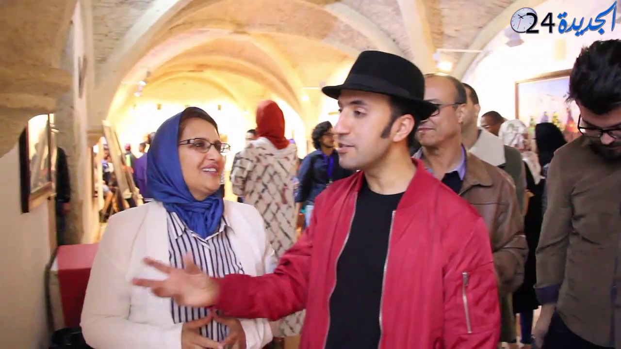 لوحات الفنانة التشكيلية ربيعة مزويقة تزين رواق الشعيبية طلال بالحي البرتغالي بالجديدة