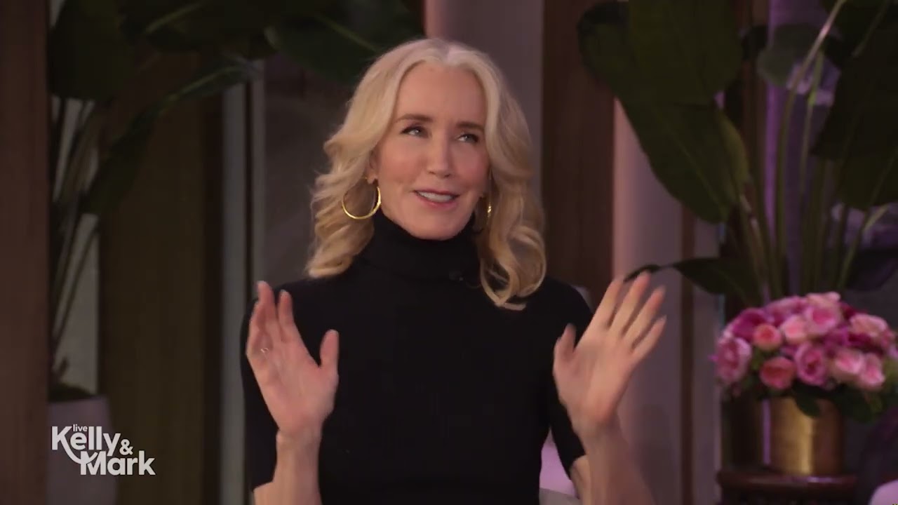 Felicity Huffman Is a Reluctant Traveler