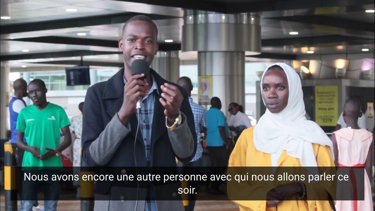 ENTEBBE INTERNATIONAL AIRPORT | TV APFO EXCLUSIVE / DAVID OLOYA -MICRO-TROTTOIR A L'AEROPORT