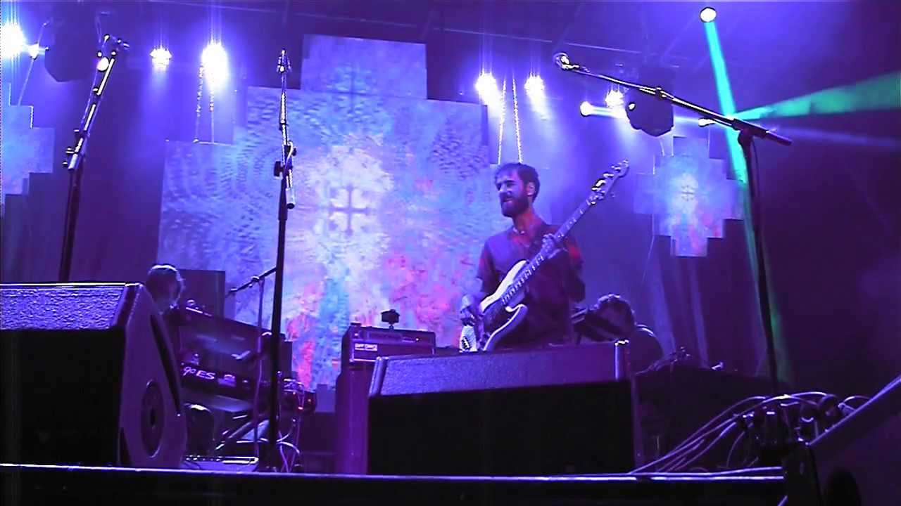 Papadosio performing a Boards of Canada cover RootWire 2012