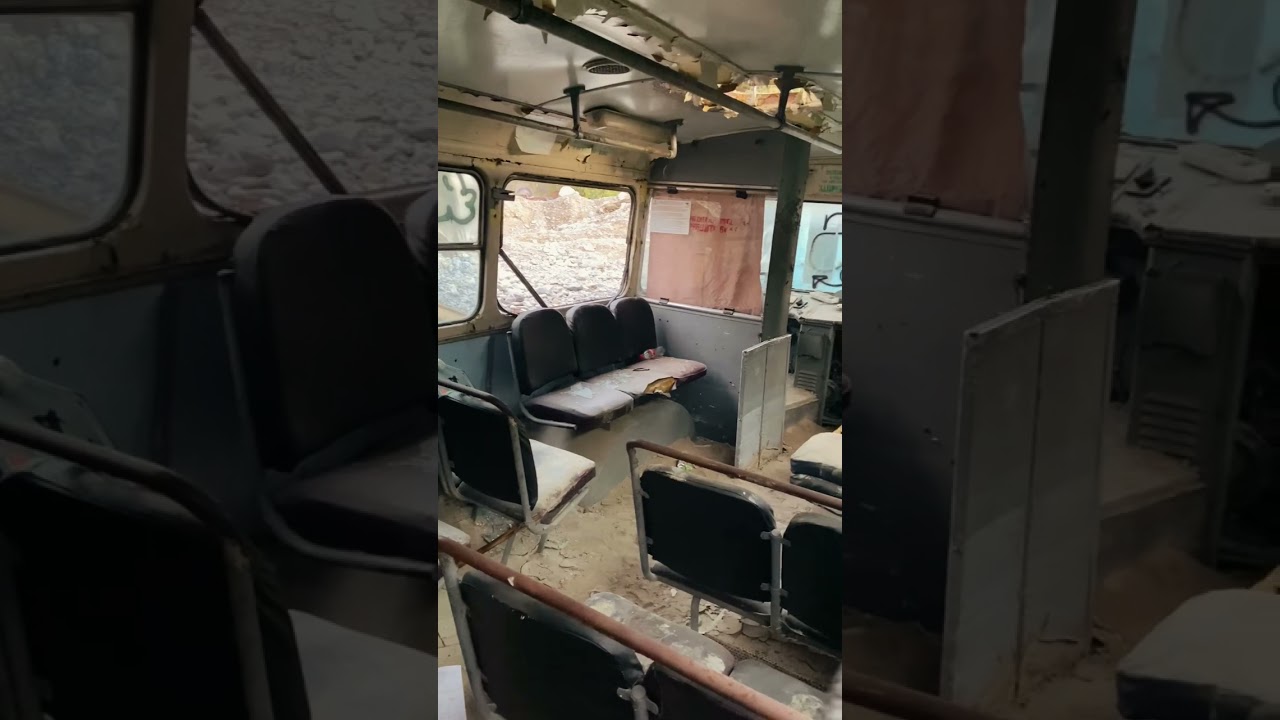 😱 Кладбище троллейбусов в Ялте. 📍Точные координаты - 44.518120, 34.177050 #ялта #крым #ялта