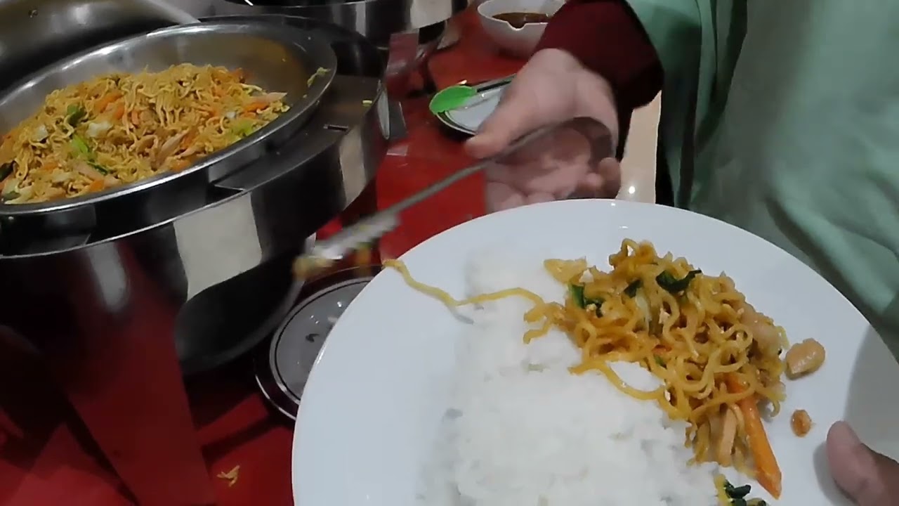 SARAPAN PAGI DI MALIOBORO PALACE HOTEL JOGJA #jalanjalanjogja #wisatajogja #malioboro #sarapan_pagi