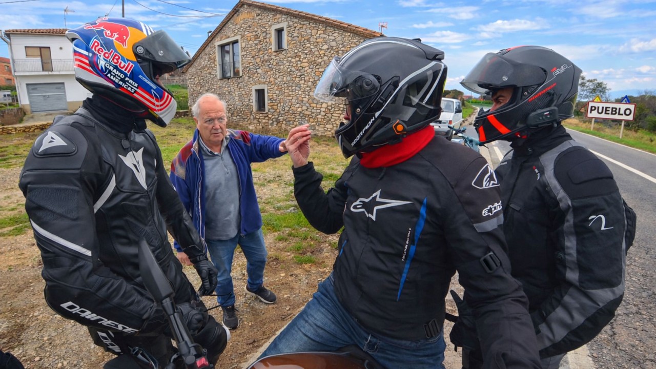 ⚠️ PERDIDOS EN UN PUEBLO CATALÁN