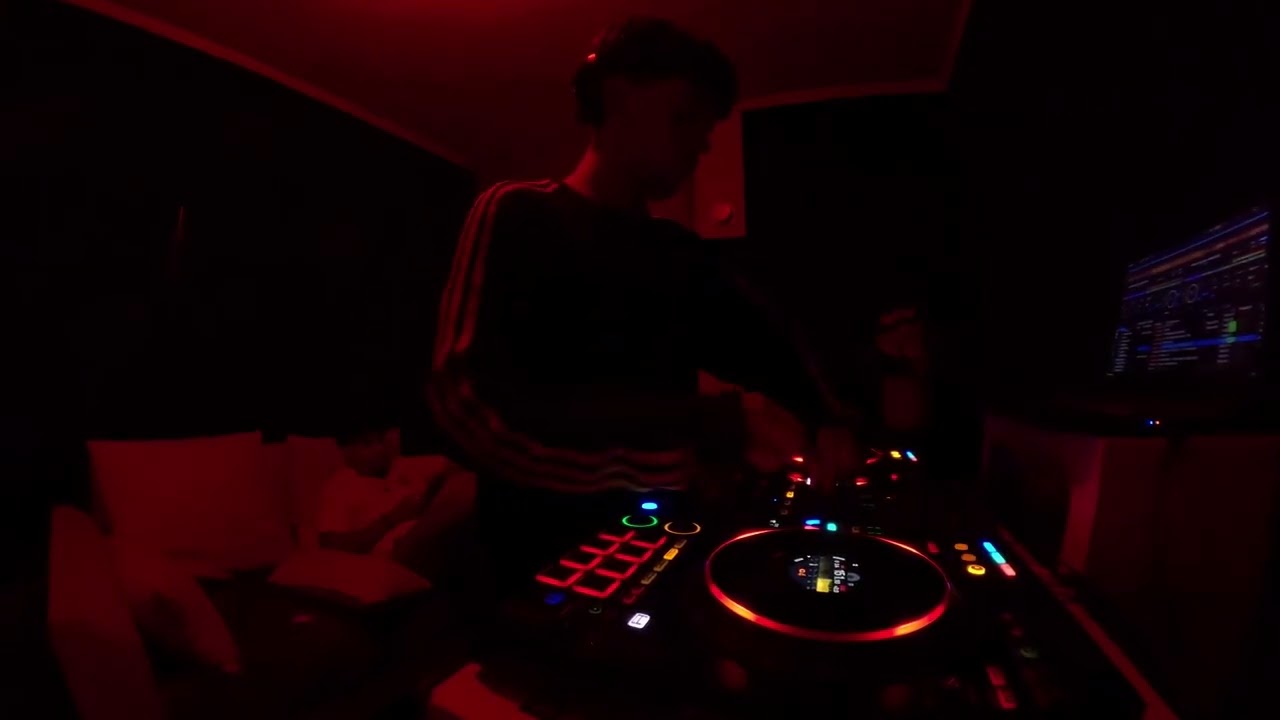 Set hypnotic groove x devoto777 pt.1