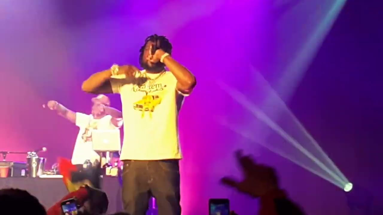 CONWAY THE MACHINE - THE COW [LIVE] *HE GETS EMOTIONAL TOWARDS THE END*