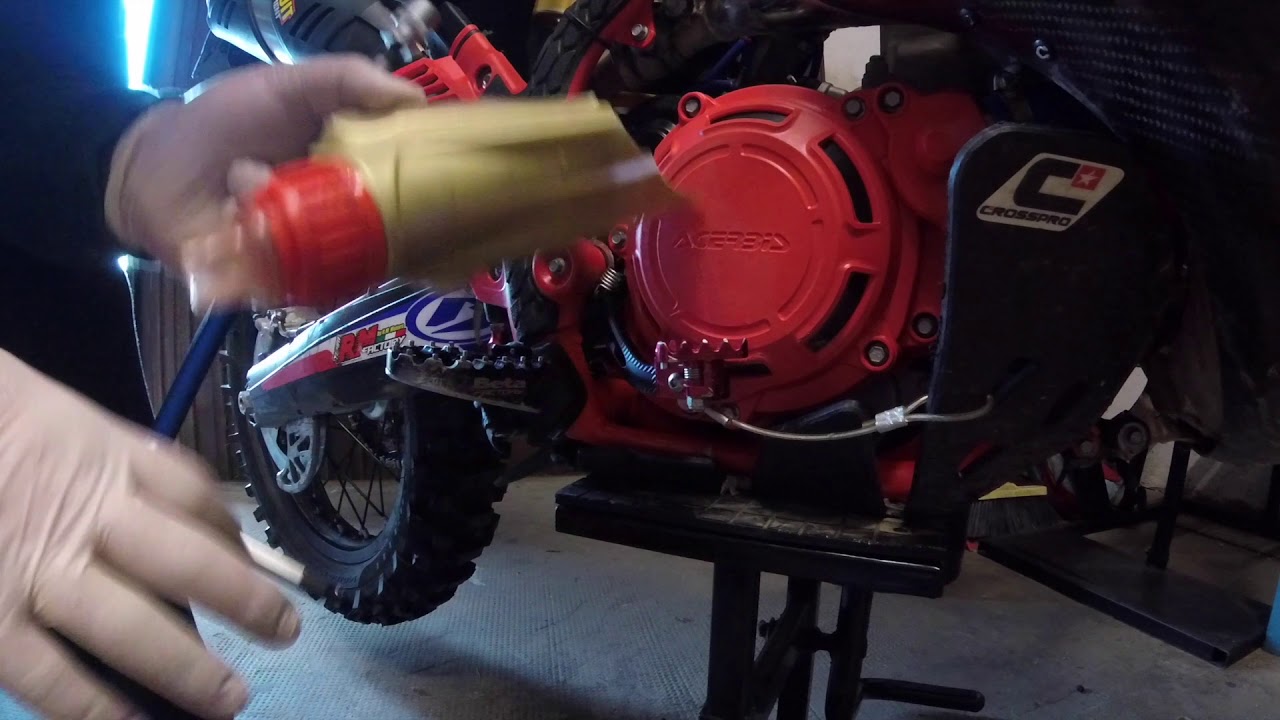 #tutorial come cambiare olio motore a moto 2t