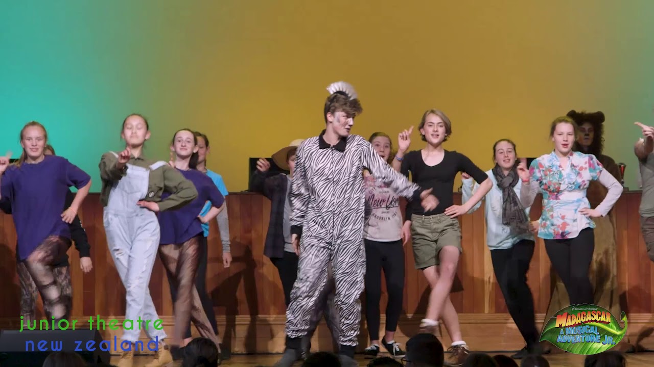It's Showtime from Madagascar – A Musical Adventure JR: JTCNZ 2017 New Works Showcase