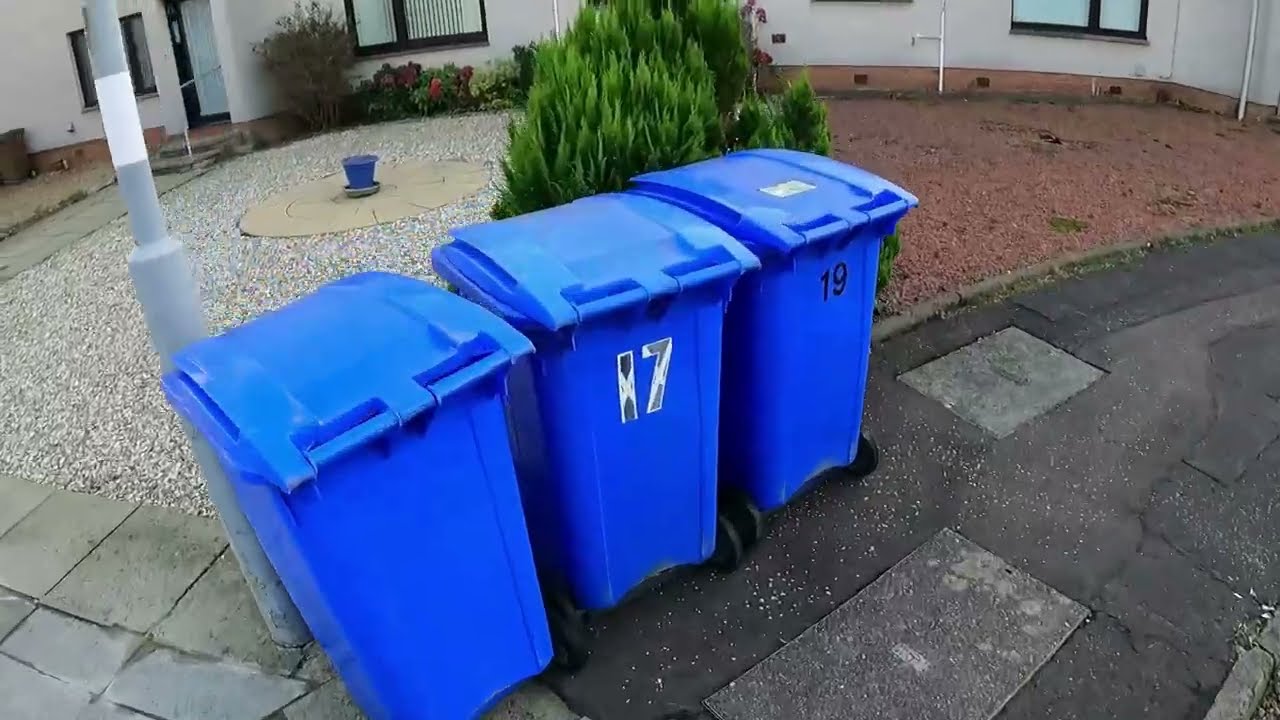 Bin Truck/Garbage Driver does some Loading for first time! exhausted 😩😰
