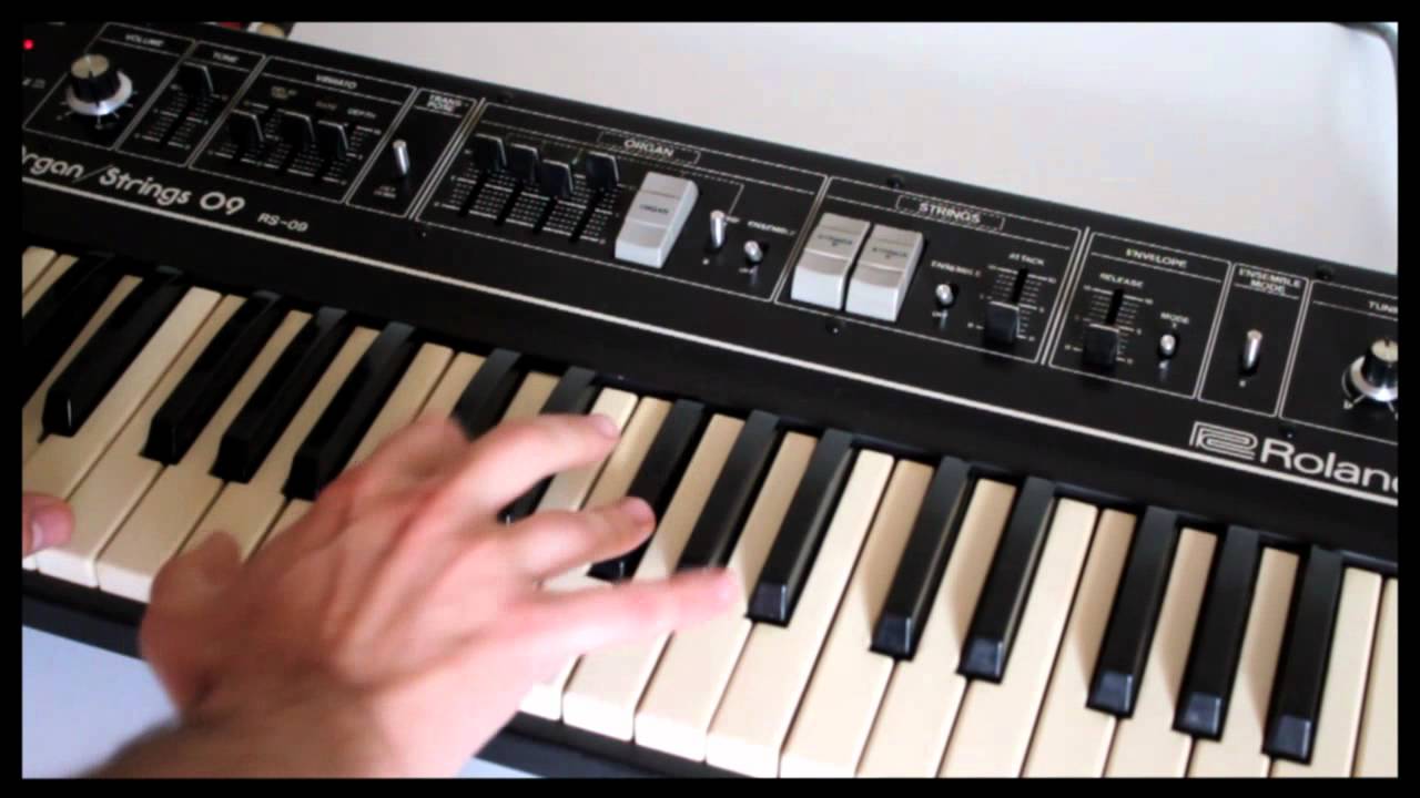 DEMO ROLAND RS09 - ORGAN / STRING -