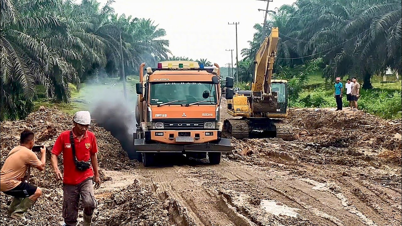 Misi Terberat ‼️ Disaat Fuso Oren Menggila, Jeritan Mesin Truk Tangki Tua Tersiksa Dijalan Menghisap