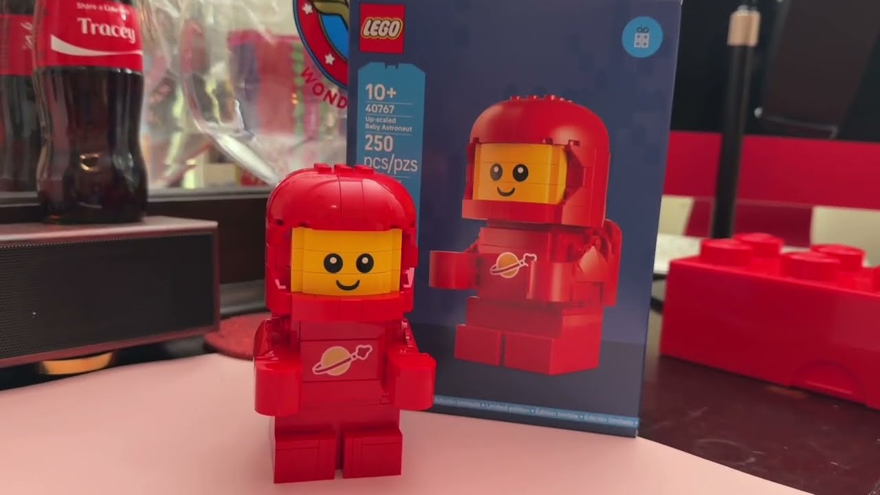 LEGO GWP &ldquo;Up-Scaled Baby Astronaut&rdquo; Set #40767\ Speed build