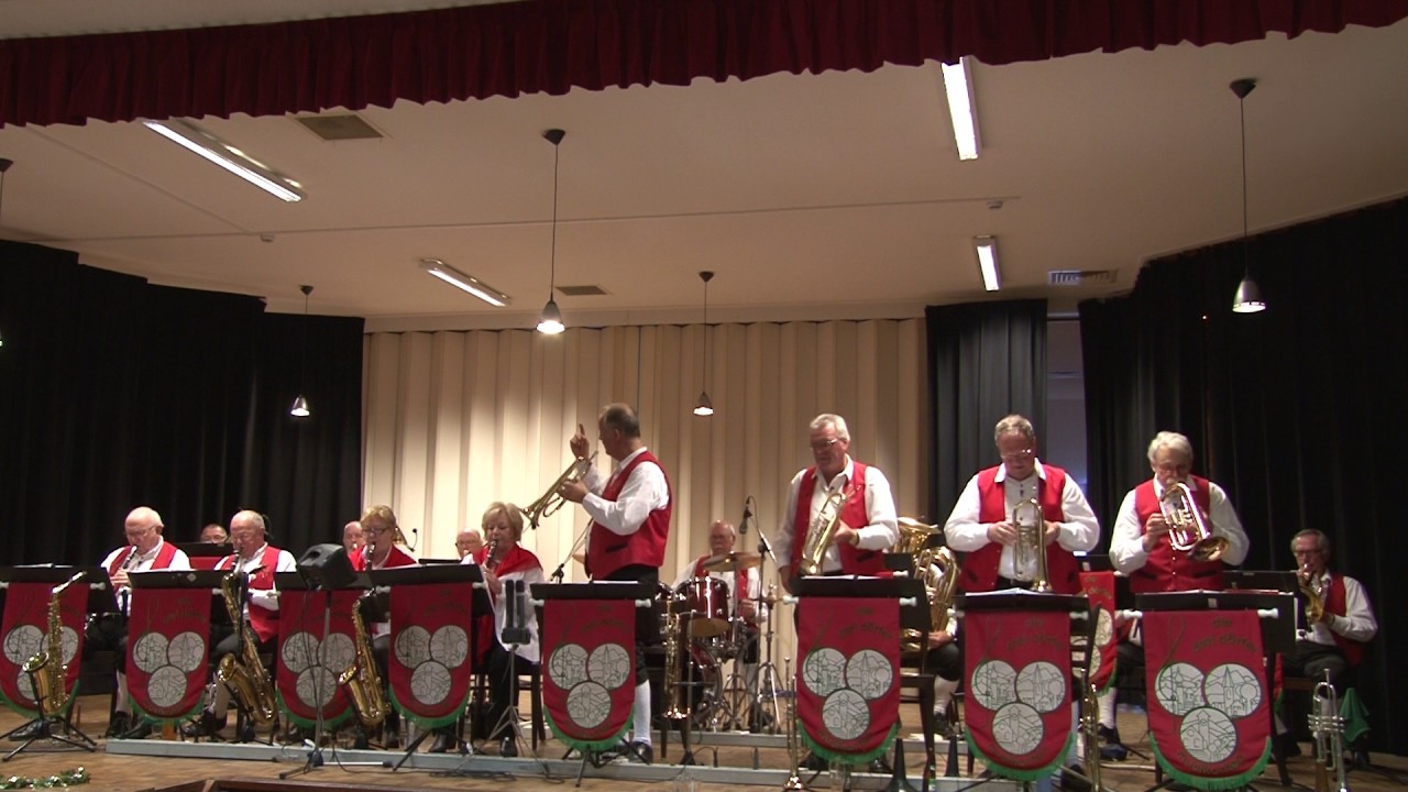 Jedina Sousdeska van Die Drei Dörfer Musikanten