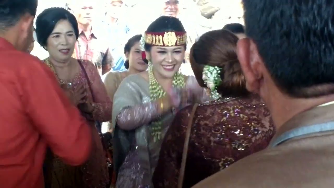 Acara Adat Batak Manggalang Sian par Boru