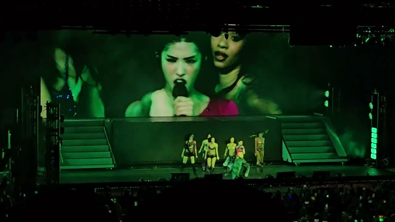 Katseye - Gnarly, Live, Fancam, 11/22/25, The Theater at Madison Square Garden, NY, New York