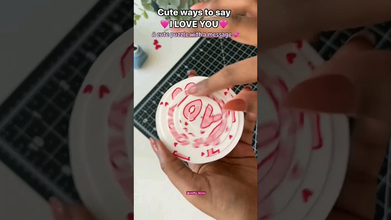 Cute Way To Say Love You 😚 |Circle Puzzle Card #cards #craftytannu #youtubeshorts #shorts