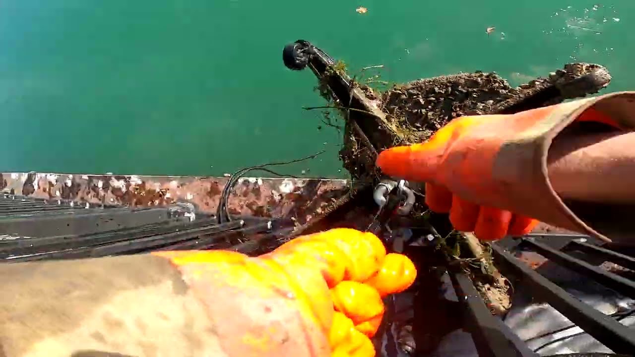 Magnet Fishing the Detroit River