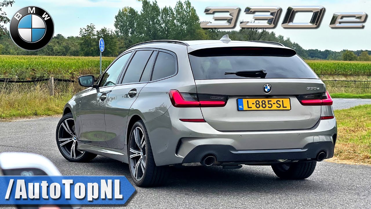 BMW 330e G21 Touring | REVIEW on AUTOBAHN [NO SPEED LIMIT] by AutoTopNL