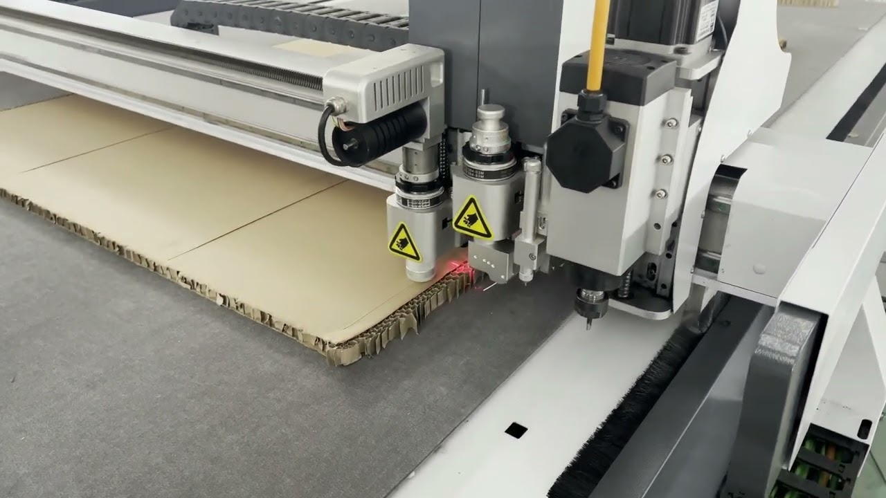 CNC Digital Knife Cutter Machine with V-Cut for Corrugated Paper