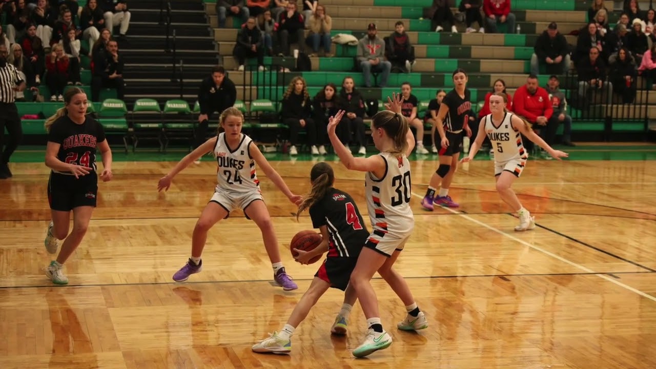 Maura Marlington bball 26