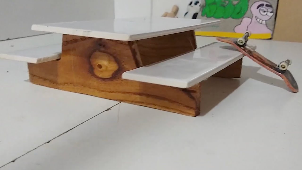 DIY FINGERBOARD PICNIC TABLE