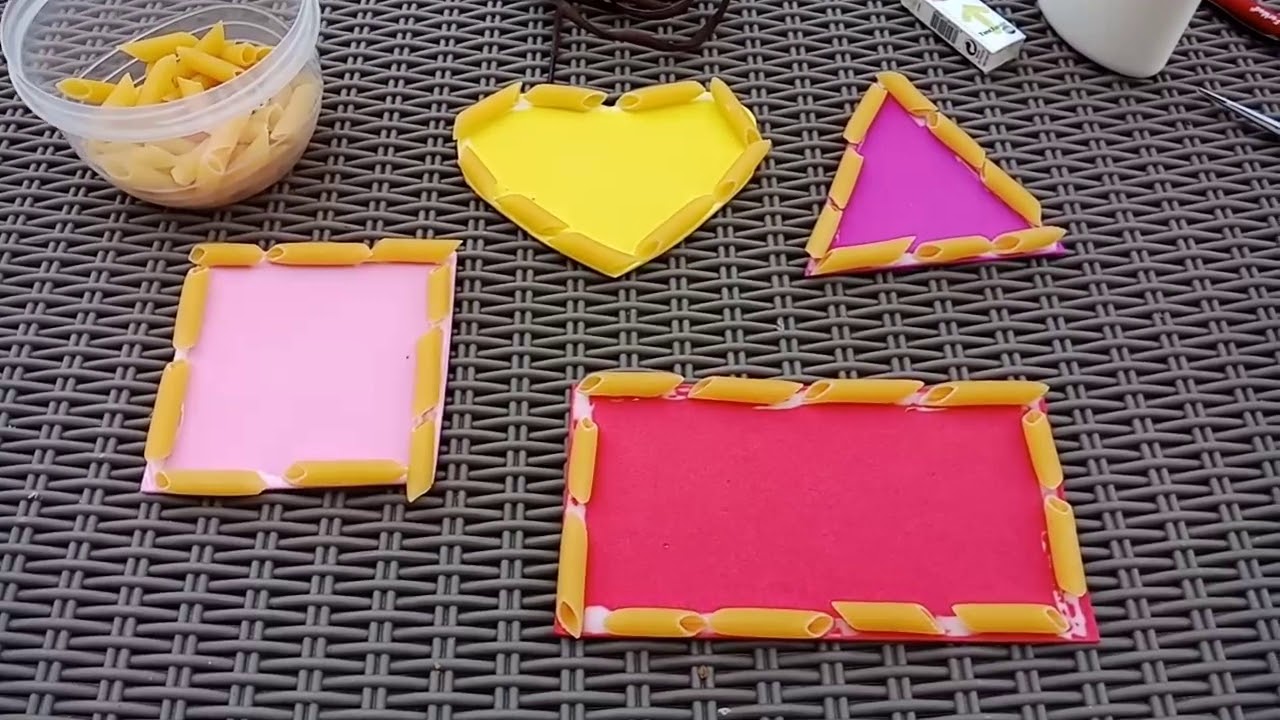 Activit&eacute; manuelle : fabriquer   jeux d'enfilage // motricit&eacute; fine