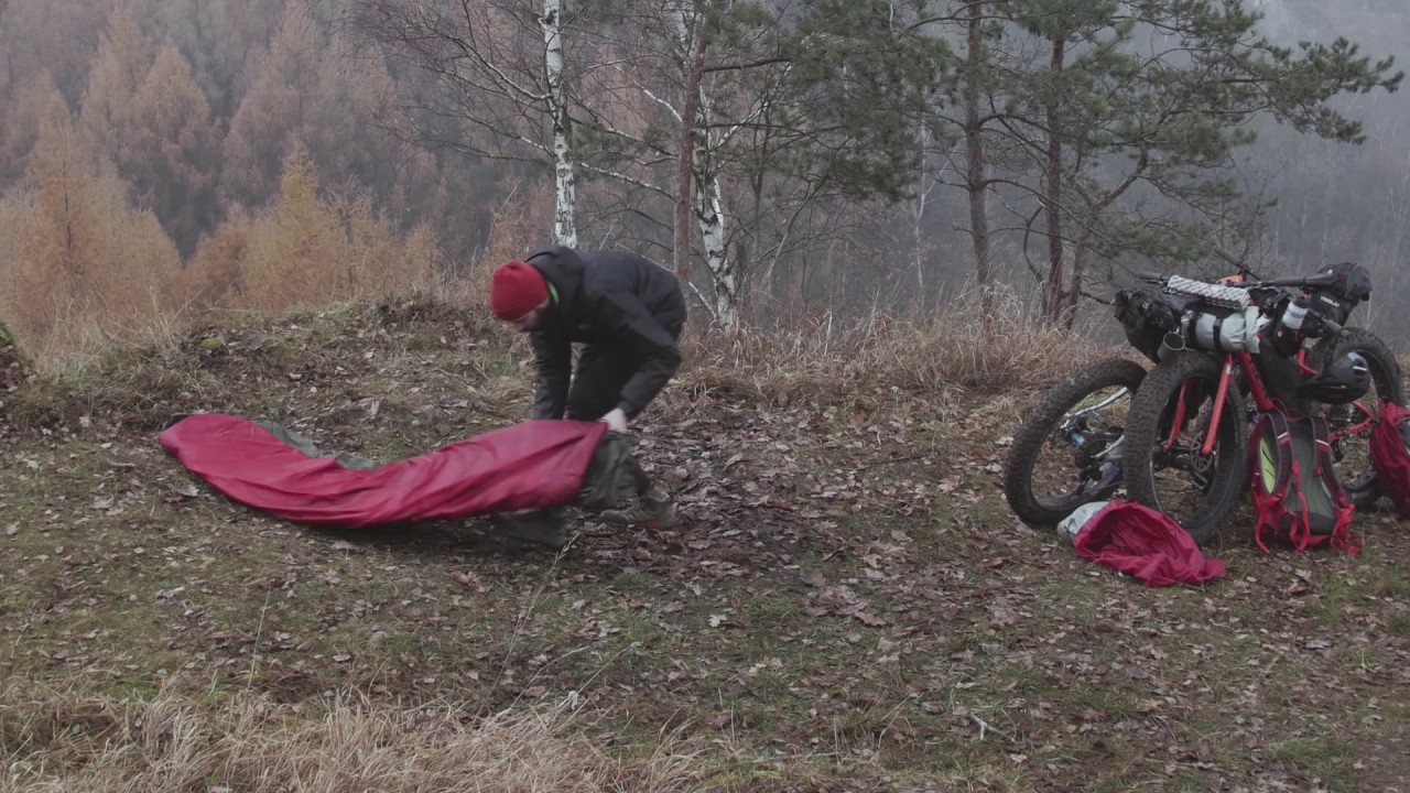 MSR Hubba Tour Tent Setup (Deutsche)
