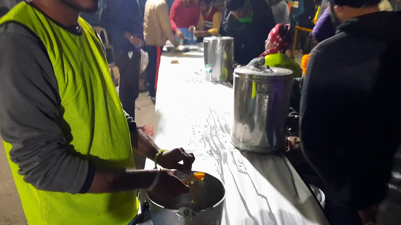 Hot milk🥛 honey 🍯 di langar seva ❤