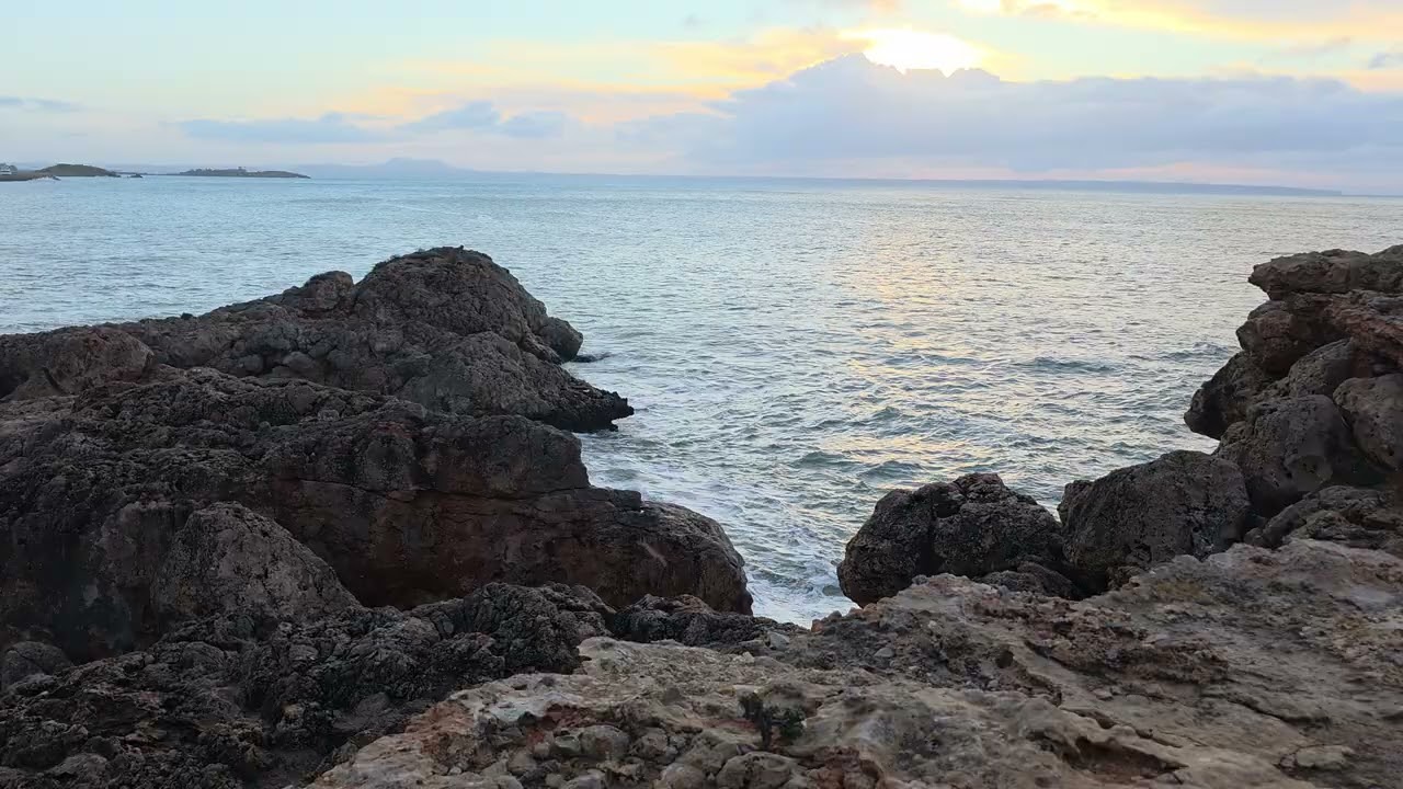 Winter Sunrise in Mallorca Part 2 |  RevealHorizons.visuals