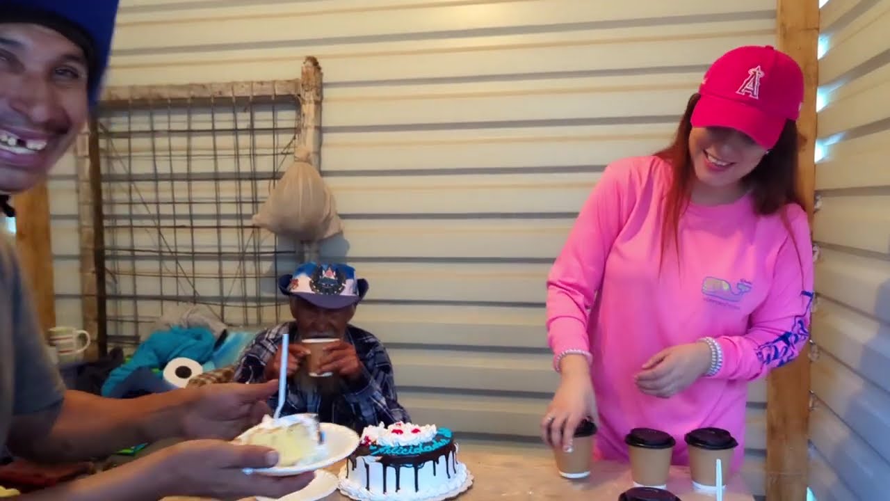 Celebrando el cumpleaños de el abuelito Jesús / 97 años🥺❤️🎉🎁🙏