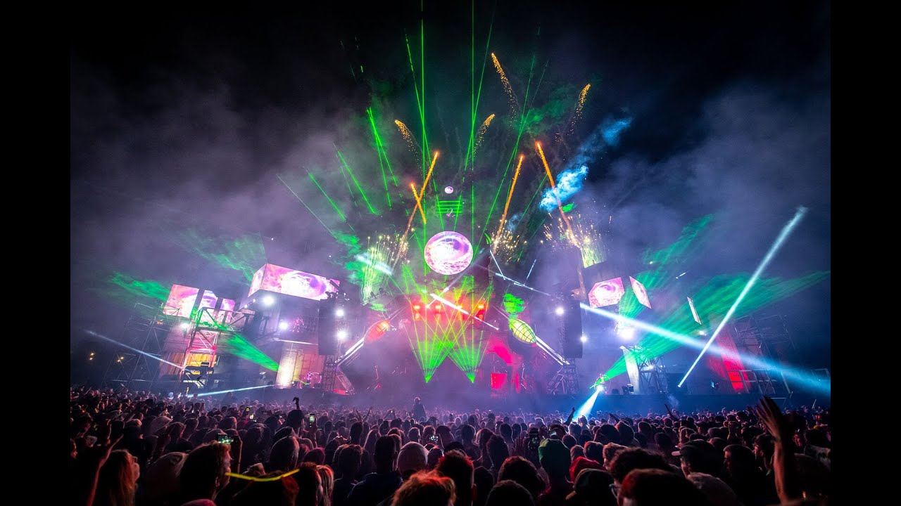 Boomtown CH11 - Nucleus Closing Show