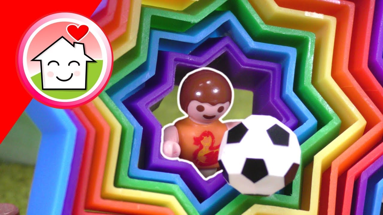 Playmobil Familie Hauser - Das Kindergarten Fußballspiel mit Anna
