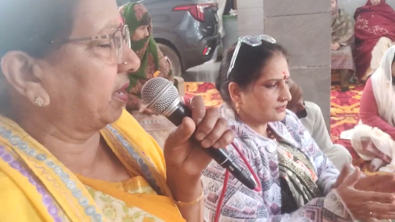 सरस्वती देवी विद्या और ज्ञान सरस्वती माता का बहुत सुंदर सा भजन