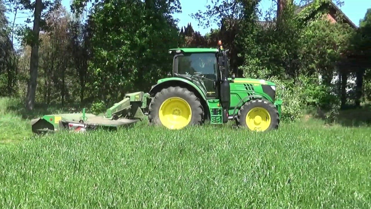 mowing gras 2019-John Deere 6110R+John Deere 331-Gras maaien-melkveebedrijf Vervoort-2019