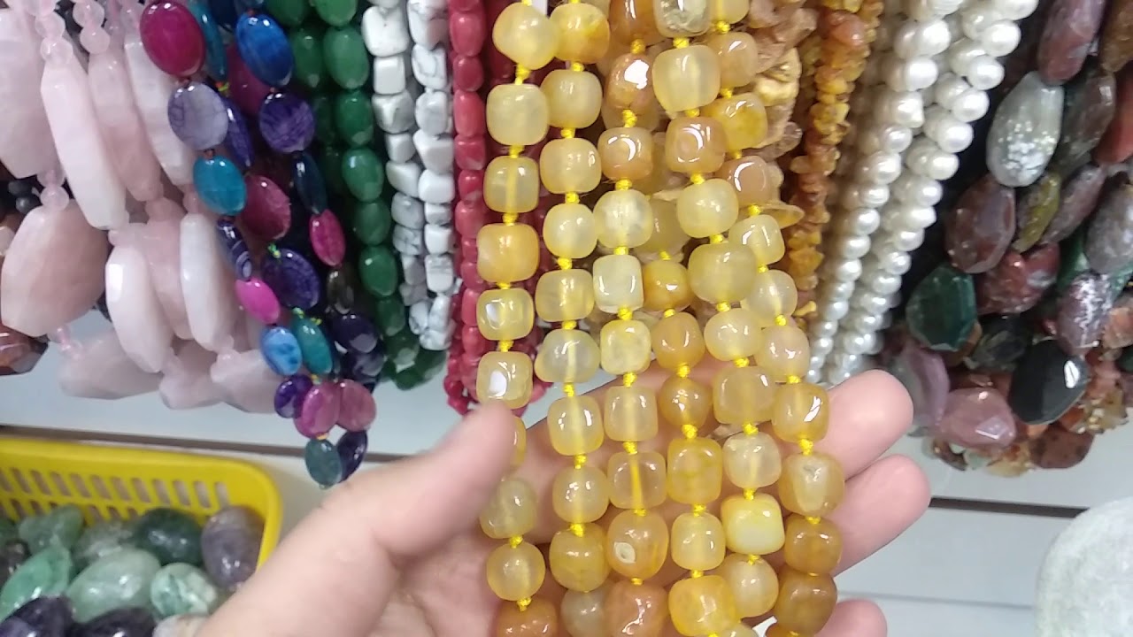 Натуральные камни.