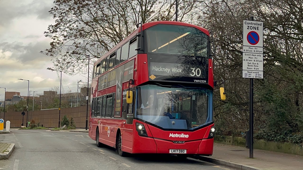 FRV. Metroline Route 30. Hackney Wick - Marble Arch. Wright Gemini 3 B5LH VWH2339 (LK17 DBO)