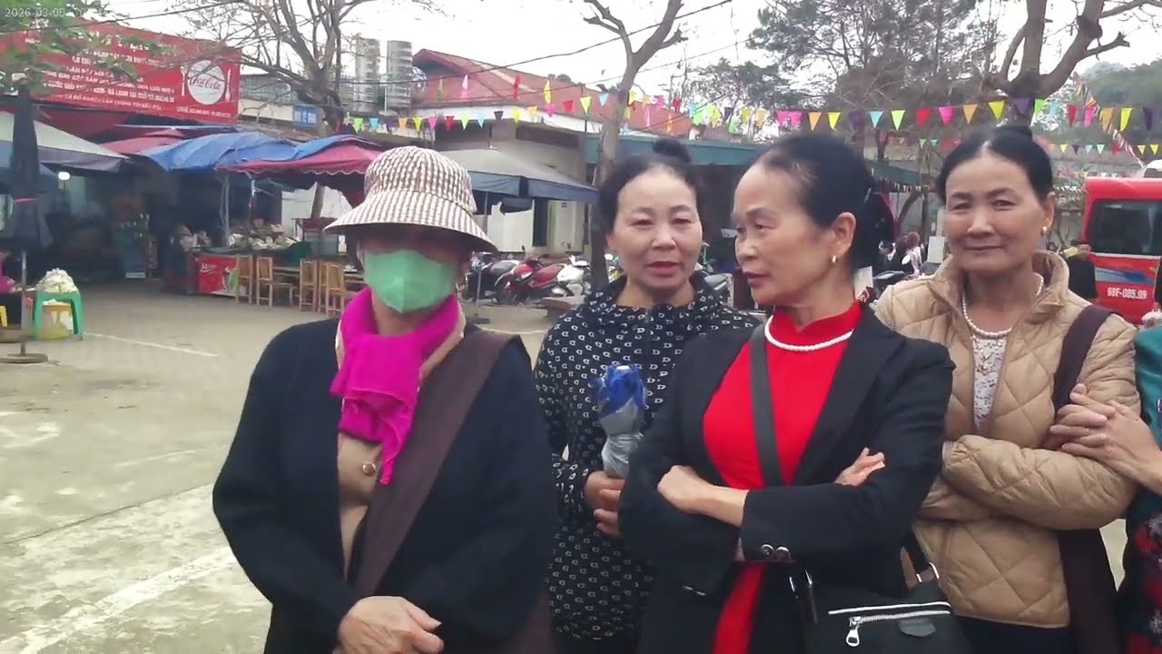 Phật tử chùa Phúc Khánh đầu năm đi lễ ,chúa Thác Bờ,chùa Khai Nguyên,đền Ứng Thiên,chùa Liên Trì .