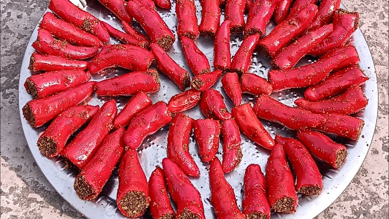 Nani dadi wala traditional style laal  mirch ka achar recipe 👌🤤 #laalmirchkaachaar #trendingvideo 