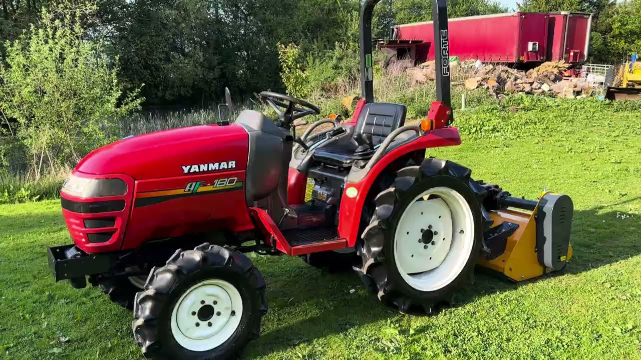 YANMAR AF180 4WD Compact Tractor & New 4ft Flail Mower