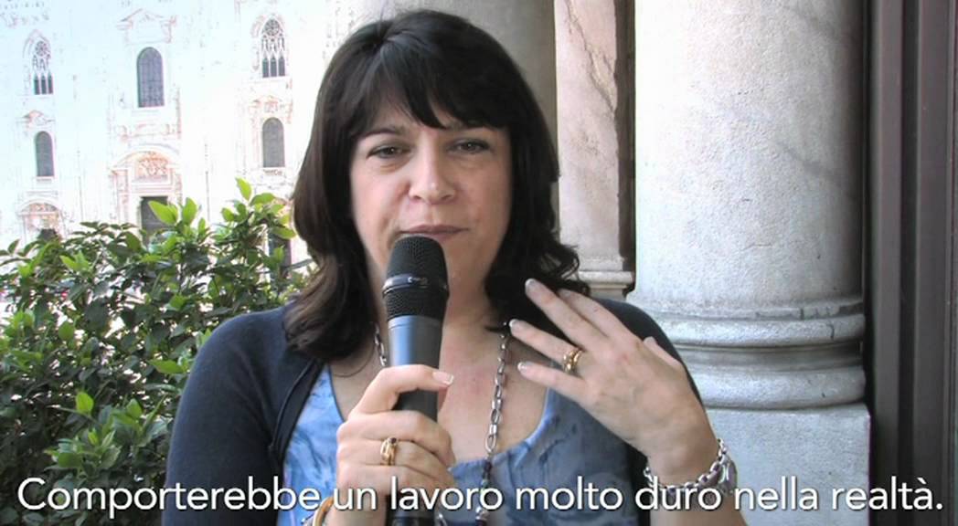 E L James, 