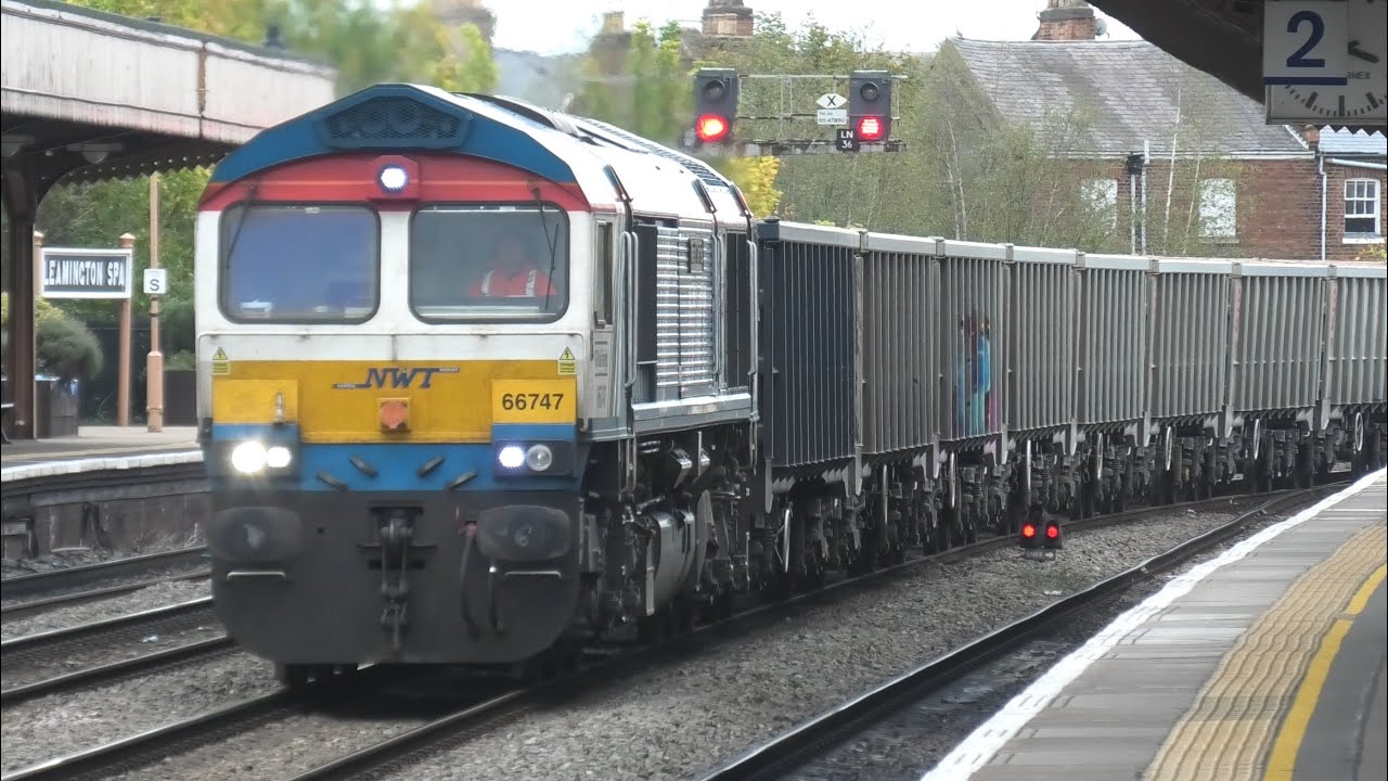 Fantastic Few Hours a Leamington Spa Station Freight/Passenger Trains 23rd September 2025