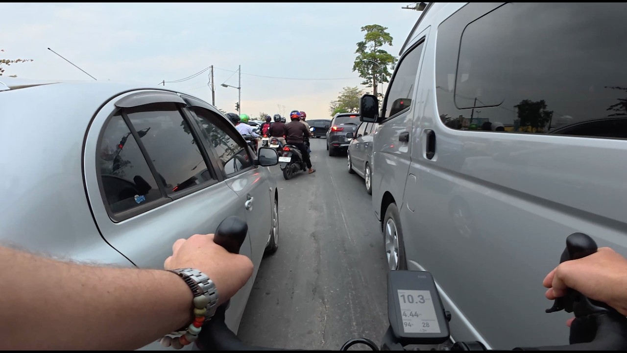 Batam Traffic Ride